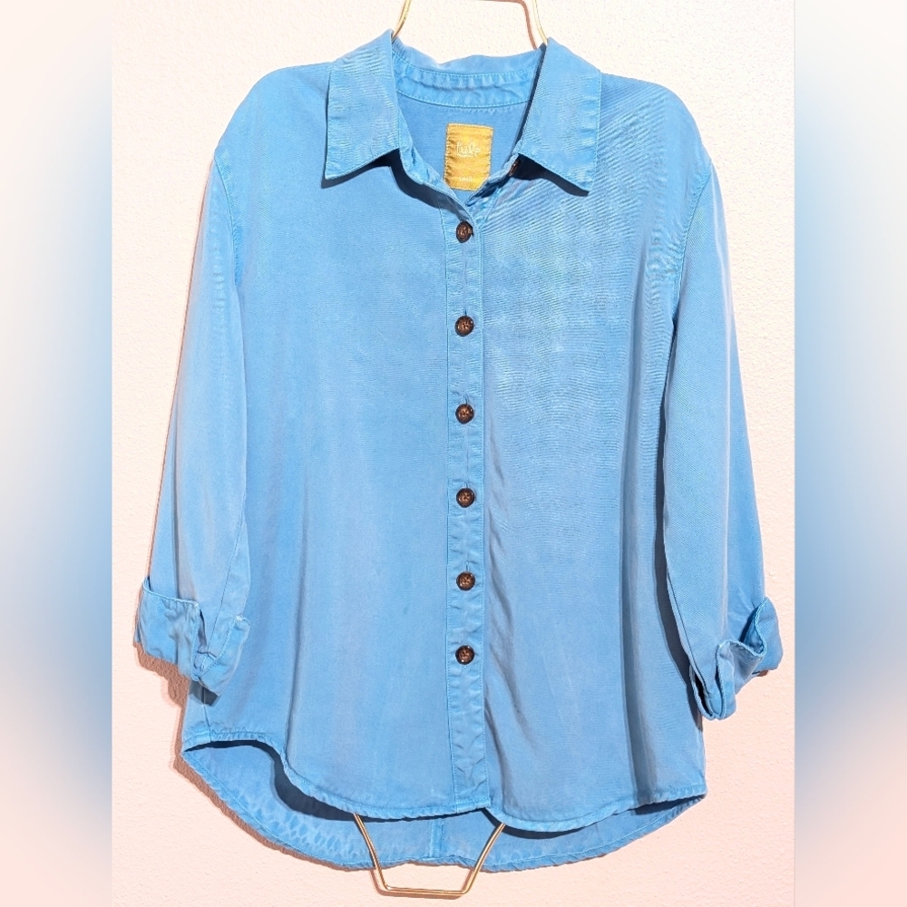 Pulp Blue Tencel Chambray Button-Down Shirt Womens S
